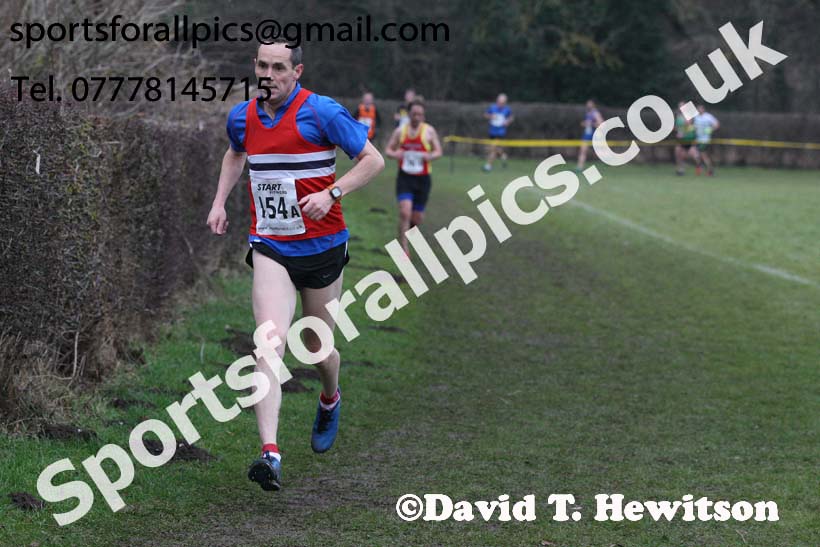 Veteran mens 2018 Durham Cathedral Cross Country Relays. Photo:  David T. Hewitson/Sports for All Pics